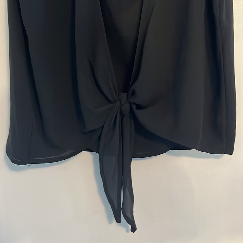 Express Tie Back Black Lightweight Sleeveless Top - Picture 5 of 7